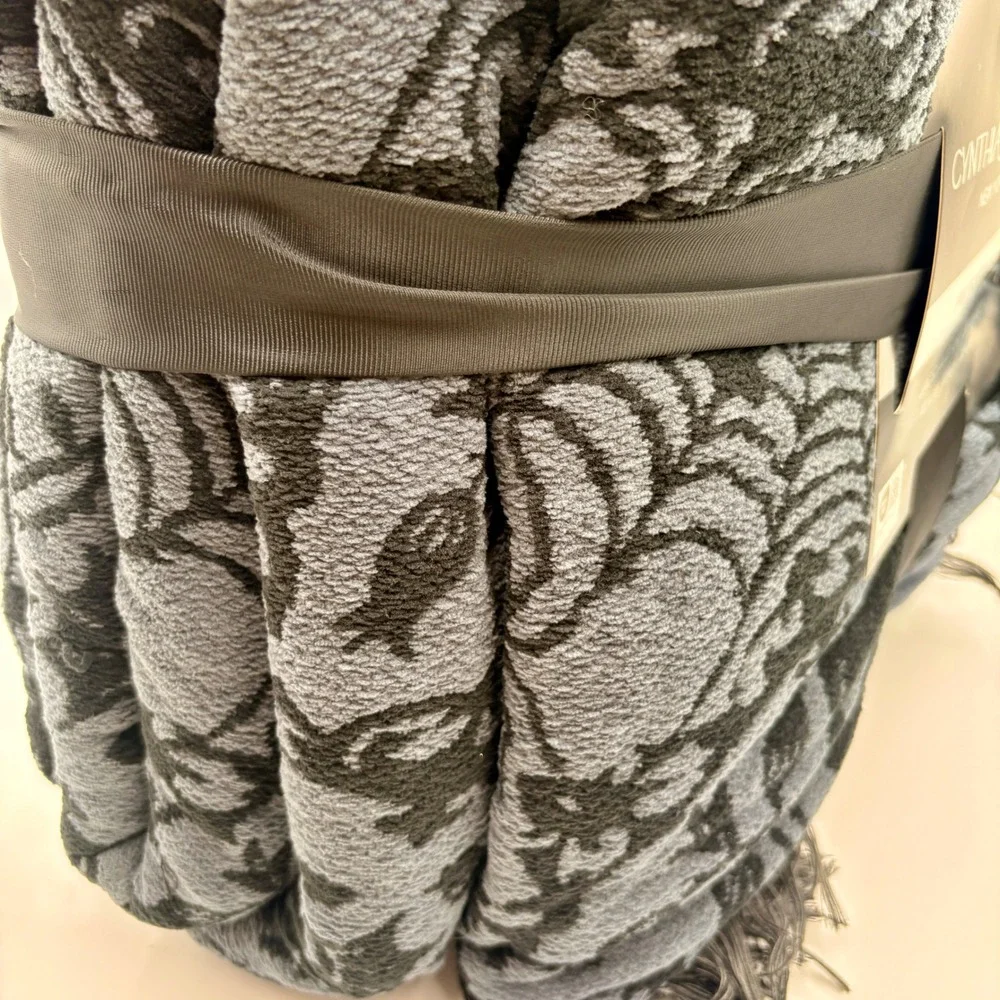 Cynthia Rowley Halloween Skull Spiderweb Jacquard Blanket Gray Black Full Queen